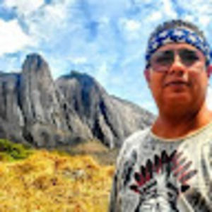 Meet your Posher, Marcos